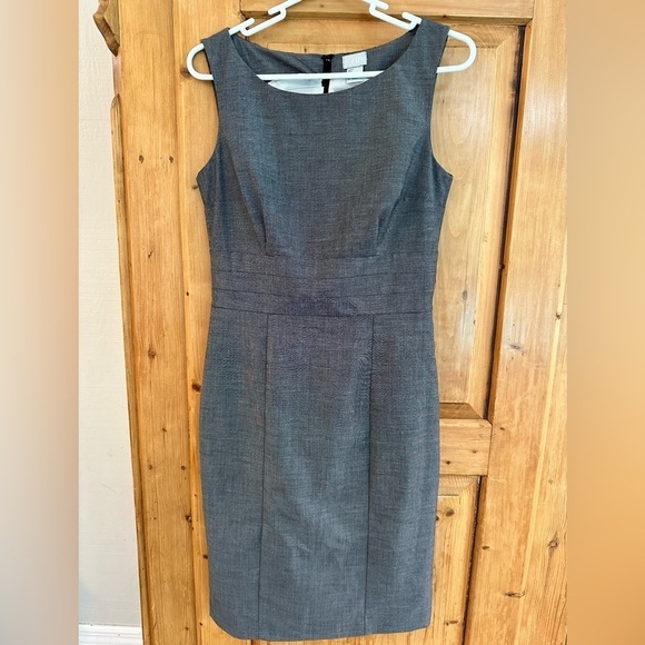 Women’s H&M Dress Gray Size 8 - Classic Style - Picture 1 of 10